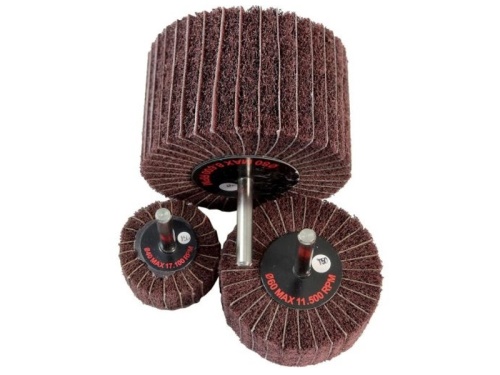 Lamelový kotouč na stopce 40x20x6, RGM netkaná textilie a brusné lamely         