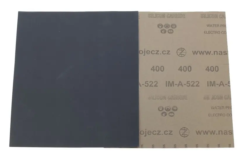 Brusný voděodolný papír 230x280mm zrnitost 320 pro ruční i strojní broušení laků