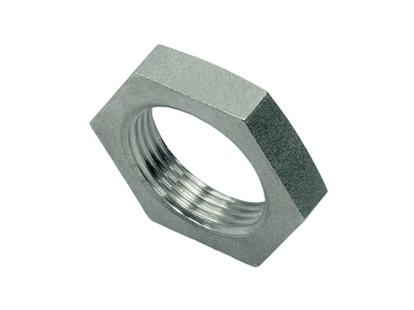 Pojistné matice průchodkové spojky: 16 x 1,5mm