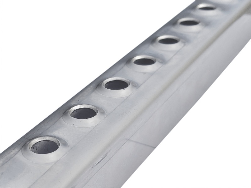 Žebříková příčka jednořadá - 1.4301: 25/37/2,0 x 2000                           